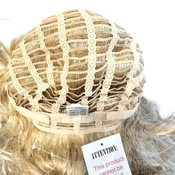 NWT Women Wig Long Curly Blonde Wig Costume Anime Wig Long Length Adult Hair Wig - Picture 3 of 5